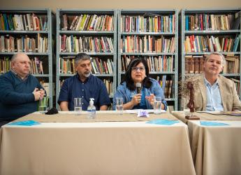 Inauguración del espacio "Mujer y Derechos" en  la Biblioteca Villademoros