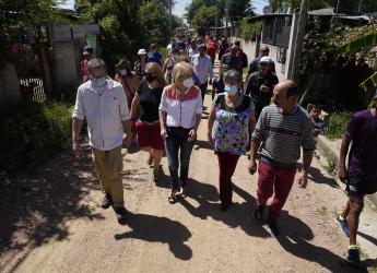 Recorrida por barrio El Tobogán en el marco del Plan ABC