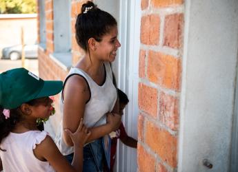 Entrega de viviendas en barrio Cauceglia