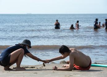 Actividades físicas, deportivas y recreativas para personas con discapacidad en la Playa del Cerro