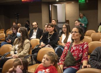Entrega de certificados del curso de Anfitrionía Aplicada al Turismo Municipios D. F y G 
