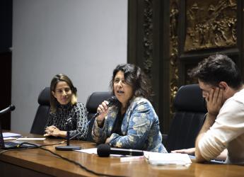Presentación del Sistema de Cuidados de Bogotá, Colombia en el Salón Azul de la Intendencia de Montevideo
