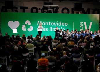 Intendenta de Montevideo Carolina Cosse presenta el Plan V de saneamiento y limpieza