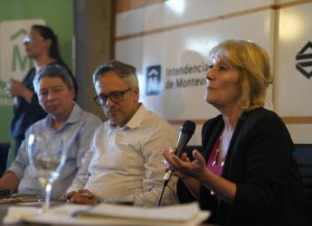 Firma de convenio entre la Intendencia de Montevideo y la Universidad de la República en el PTI del Cerro