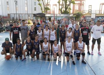 Partido Torneo Jr.NBA en la Plaza de Deportes Nº1
