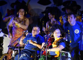 Festival accesible en el escenario popular Arbolito El Tejano