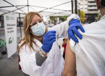 Lanzamiento de campaña de vacunación antigripal