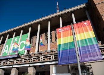 Explanada de la Intendencia durante el Día Internacional del Orgullo LGBTIQ+