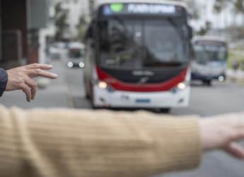 Parada de ómnibus en Montevideo