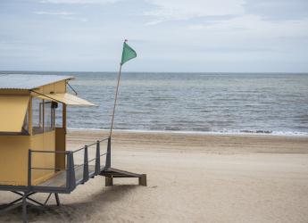 Inicio de temporada de guardavidas en la playa Pocitos