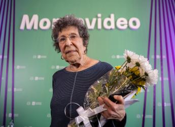 Declaración de Visitante Ilustre de Montevideo a Betsy Popkin