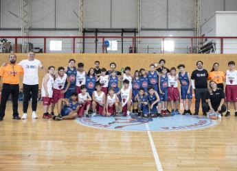 Federico Graña y Mauricio Zunino en el Torneo Jr. NBA en el club Guruyú Waston