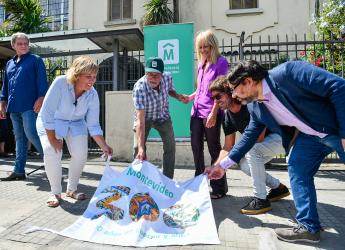 Colocación de placa en homenaje a Juana de Ibarbourou