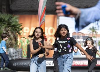  Exhibición del equipo nacional de atletas de Dinamarca en el Espacio Modelo