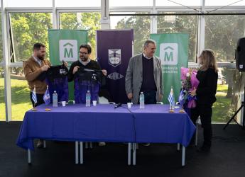 Firma de convenio de la Intendencia de Montevideo con el Municipio B y el Club Defensor Sporting