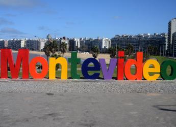 Intervención en Cartel de Montevideo  
