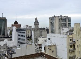 Ciudad Vieja desde edificio MTOP