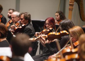 Concierto de la Orquesta Filarmonica &quot;La poesia en la musica&quot;