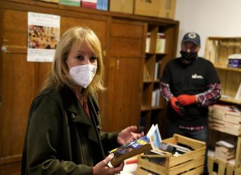 Visita a Biblioteca María Stagnero de Munar