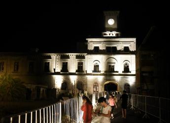 Apertura de exposición en Dique Maúa